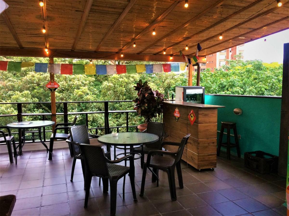 Casa Kiwi Hostel Medellín Exterior foto