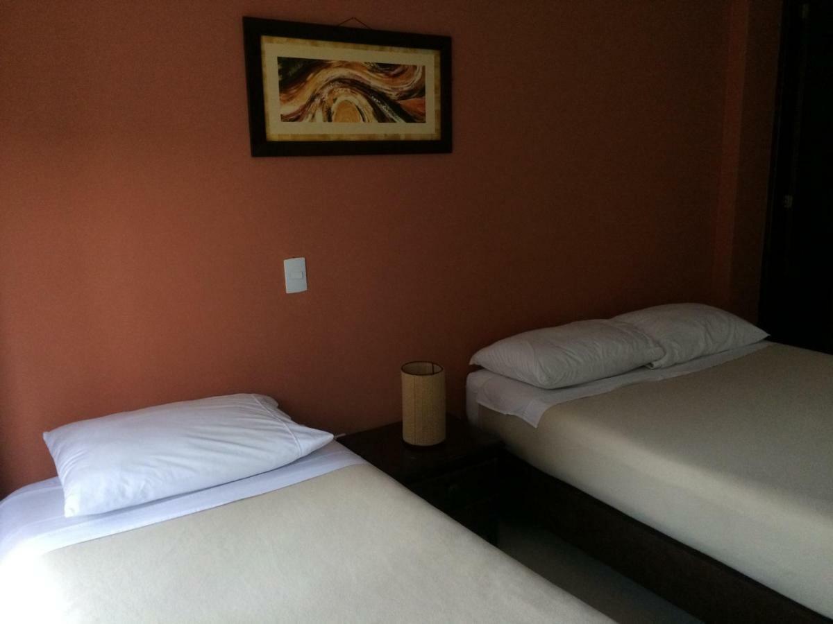 Casa Kiwi Hostel Medellín Quarto foto